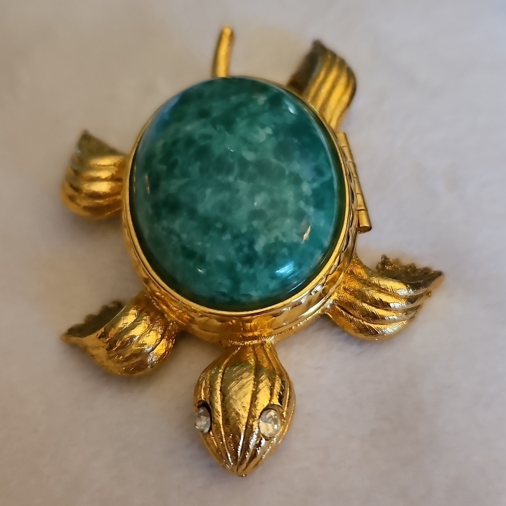 Vtg AVON 1971 Green Gemstone Tortoise Perfume Glace Trinket Locket Box - Picture 5 of 9